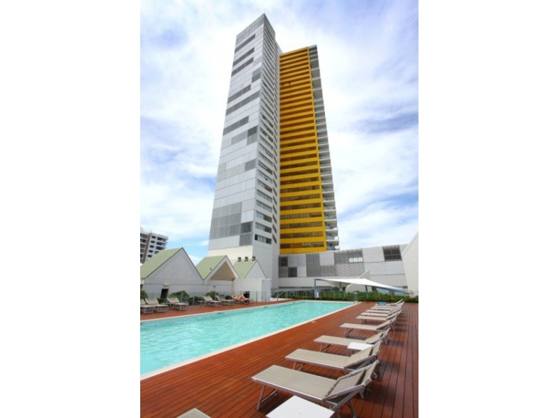 2102 ‘Air on Broadbeach’ 159 Old Burleigh Road, Broadbeach QLD 4218