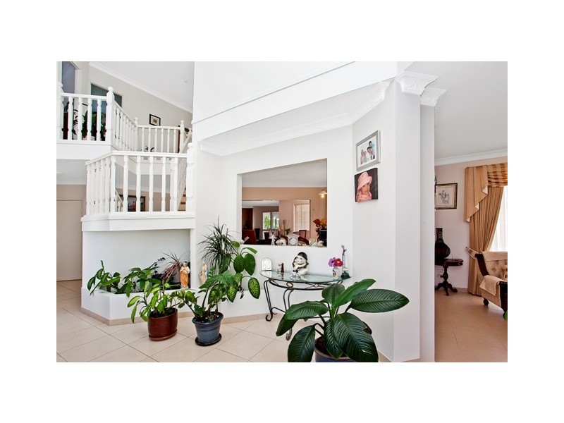 151 Santa Cruz Boulevard, Clear Island Waters QLD 4226