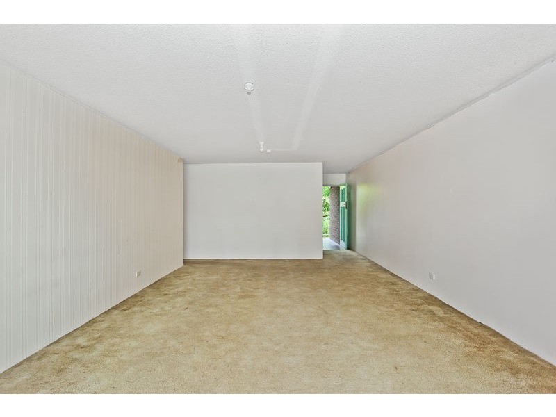 1/33 Watson Esplanade, Surfers Paradise QLD 4217