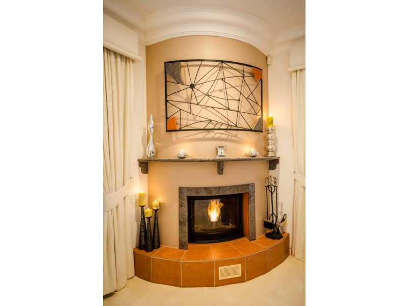 15 Tortuga Place, Clear Island Waters QLD 4226