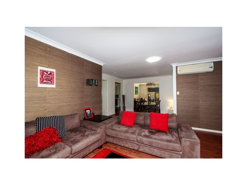 4 Heeb Street, Bundall QLD 4217