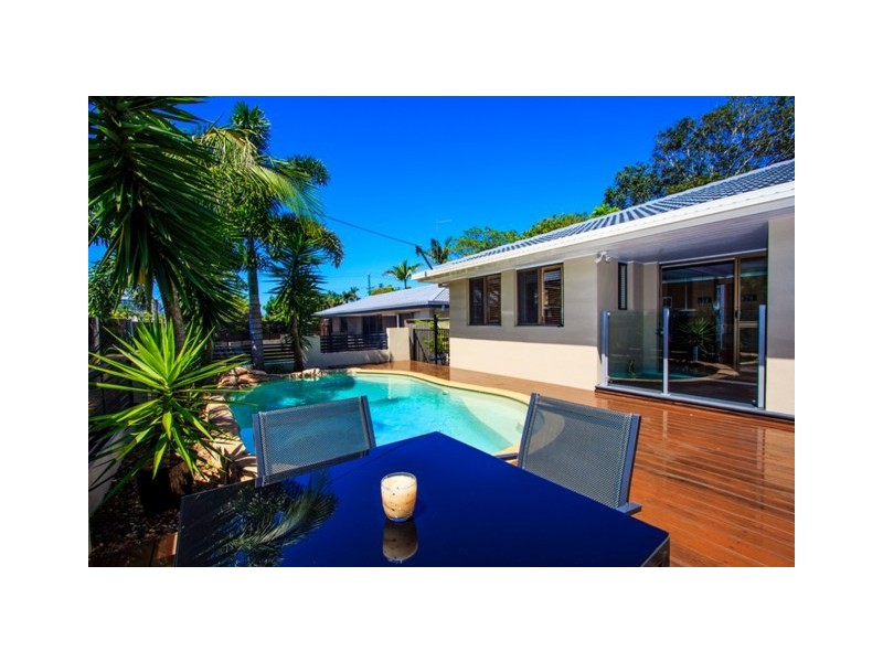 4 Heeb Street, Bundall QLD 4217