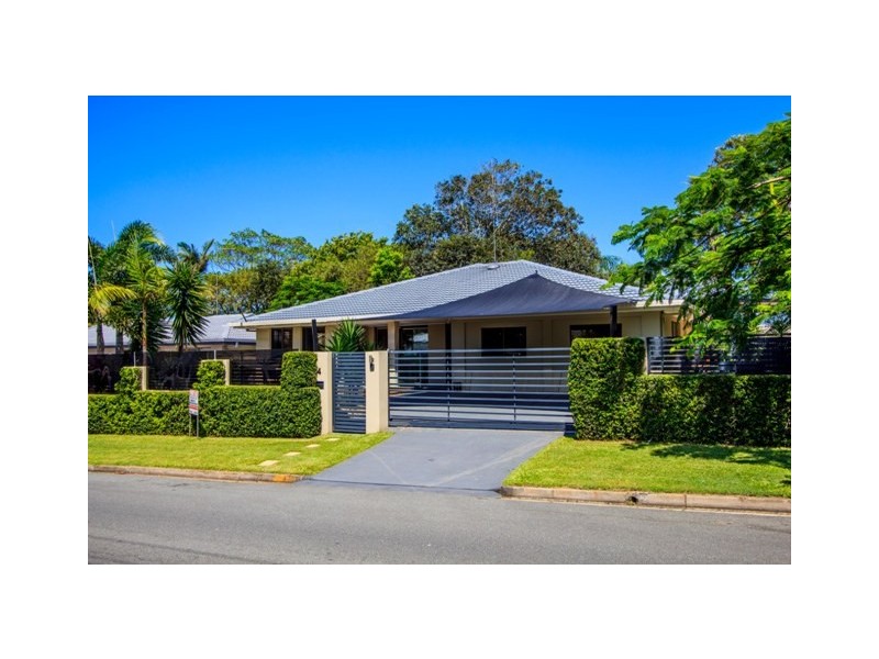 4 Heeb Street, Bundall QLD 4217