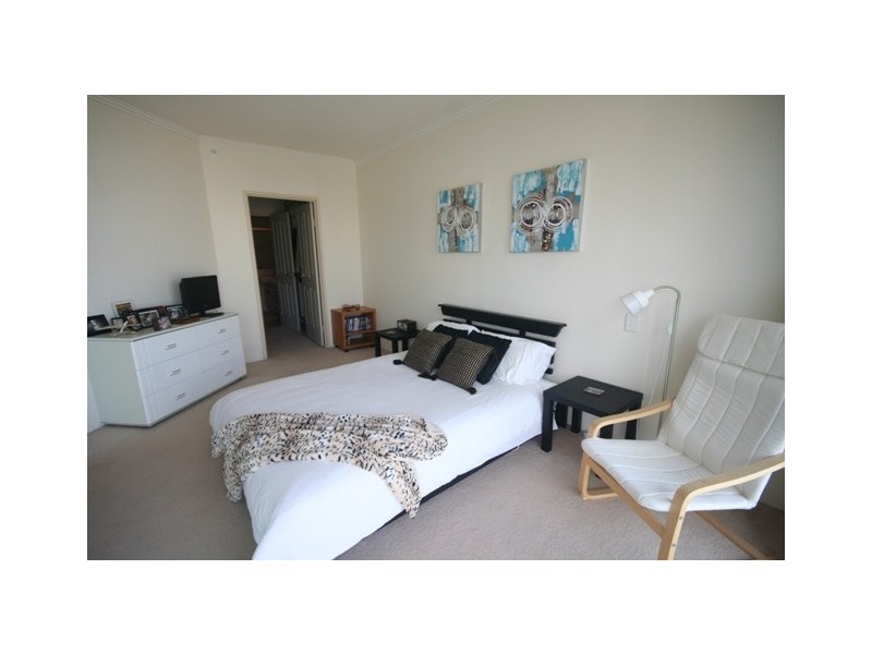 706 ‘Sun City Resort’ 3400 Surfers Paradise Blvd, Surfers Paradise QLD 4217