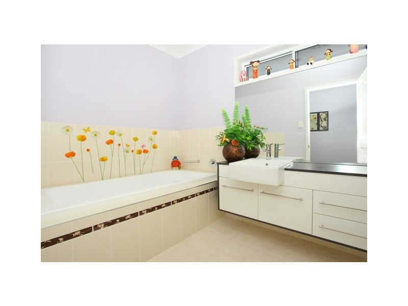 22 Culgoora Crescent, Reedy Creek QLD 4227