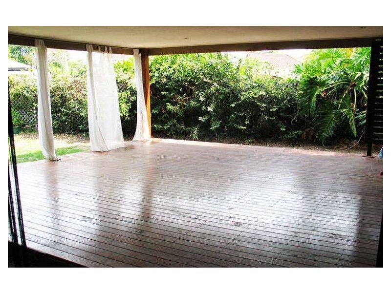 7 Yalgoo Court, Mermaid Waters QLD 4218