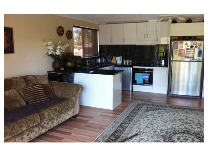 11 ‘Almeria’ 26 Stanhill Drive, Chevron Island QLD 4217