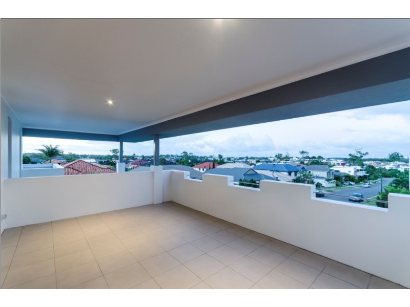 95 Bayswater Avenue, Varsity Lakes QLD 4227