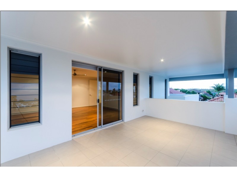 95 Bayswater Avenue, Varsity Lakes QLD 4227