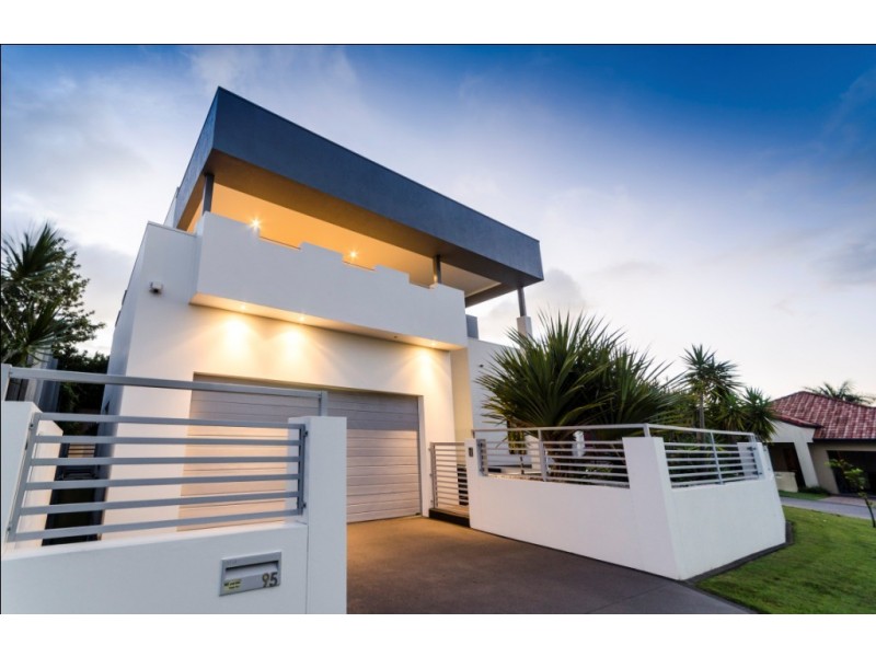 95 Bayswater Avenue, Varsity Lakes QLD 4227