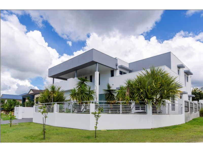 95 Bayswater Avenue, Varsity Lakes QLD 4227