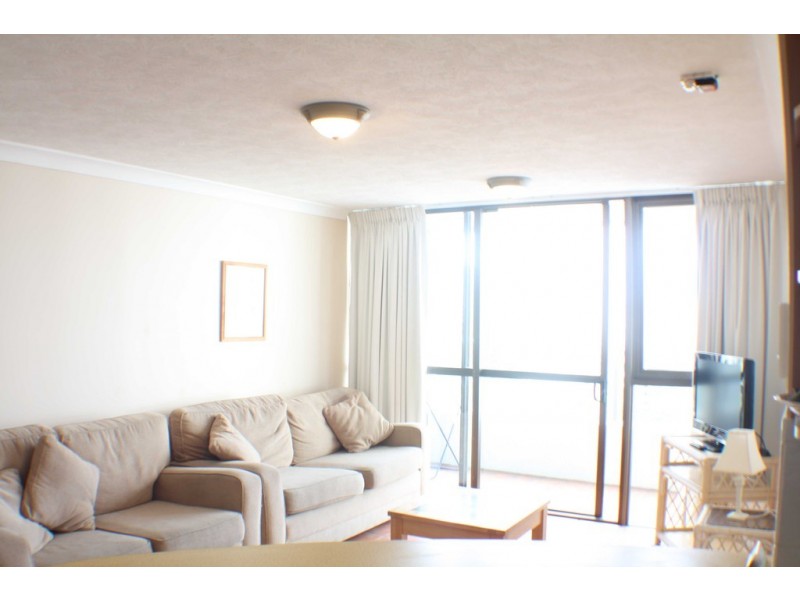 13/19 “Columbia Tower”. Fern St, Surfers Paradise QLD 4217