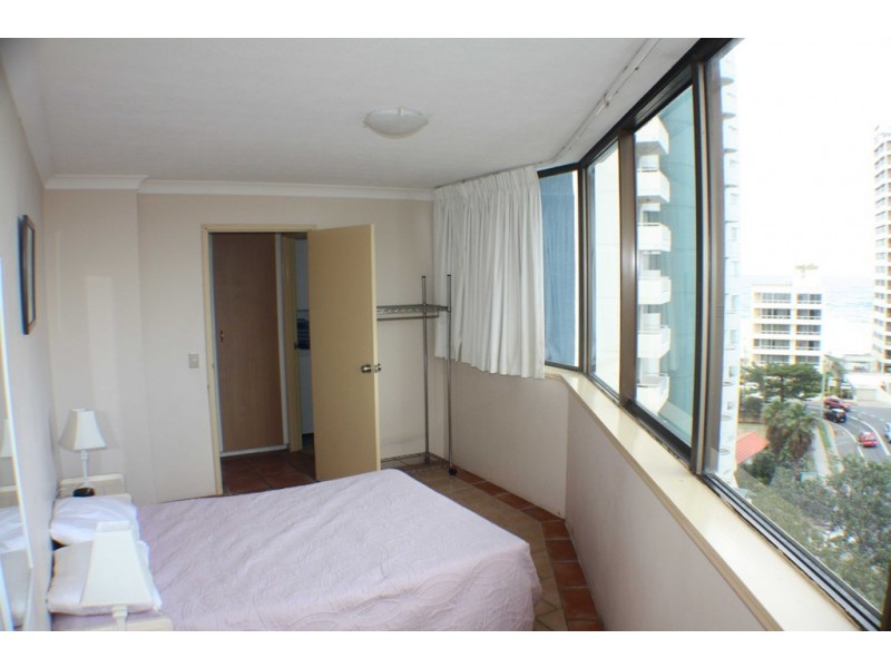 13/19 “Columbia Tower”. Fern St, Surfers Paradise QLD 4217
