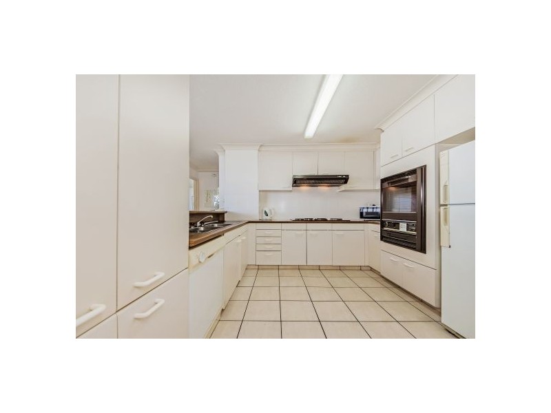 7E ‘Beach Haven’ 1 Albert Avenue, Broadbeach QLD 4218