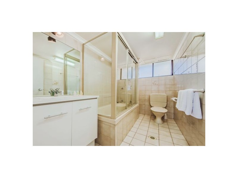 7E ‘Beach Haven’ 1 Albert Avenue, Broadbeach QLD 4218