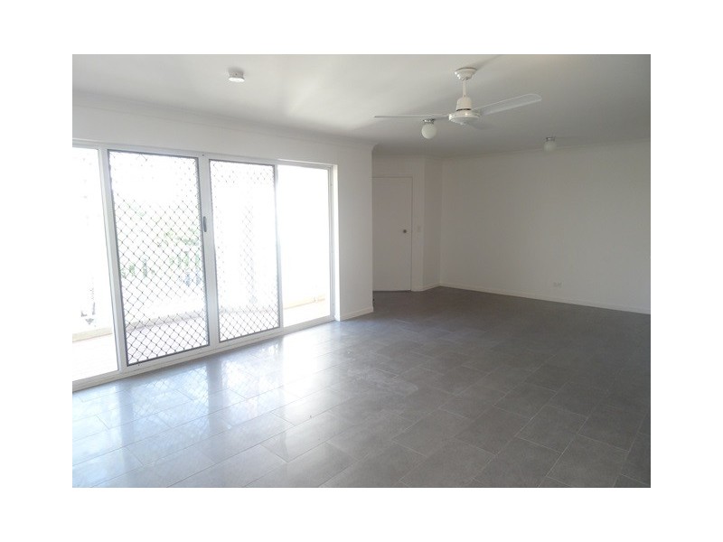 42 Beach Parade ‘Tradewinds’, Surfers Paradise QLD 4217