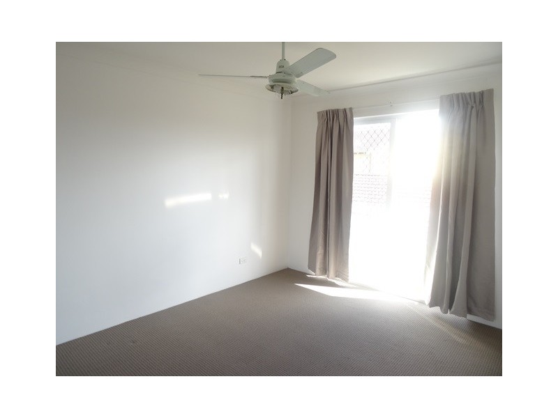 42 Beach Parade ‘Tradewinds’, Surfers Paradise QLD 4217