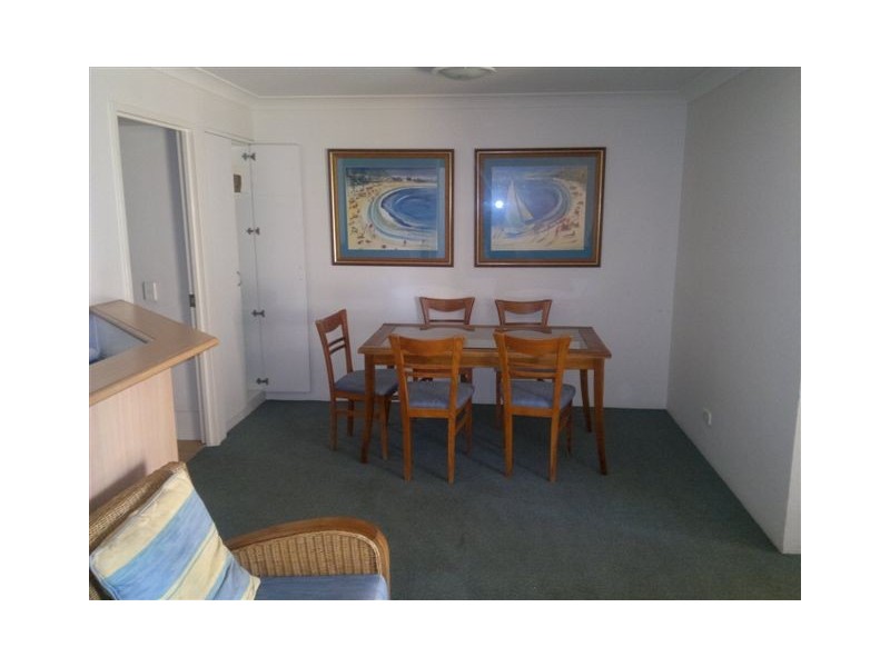 19/4-6 ‘Antigua’ Queensland Avenue, Broadbeach QLD 4218