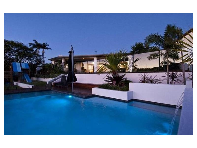 9 Moomba, Sorrento QLD 4217