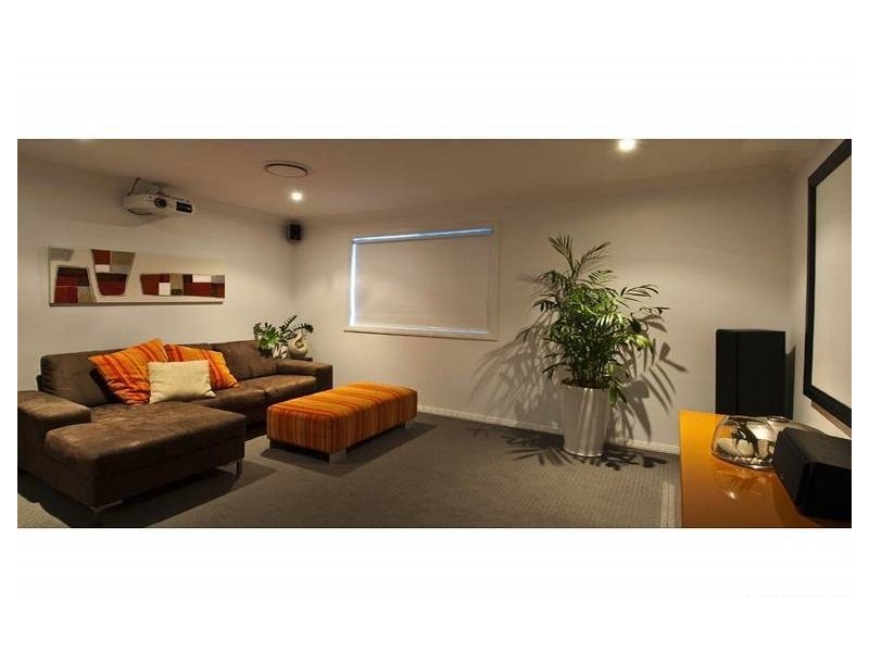 9 Moomba, Sorrento QLD 4217