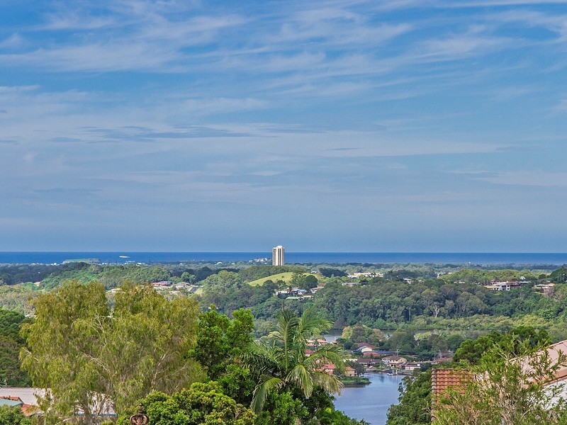 2 Karingal Avenue, Bilambil Heights NSW 2486