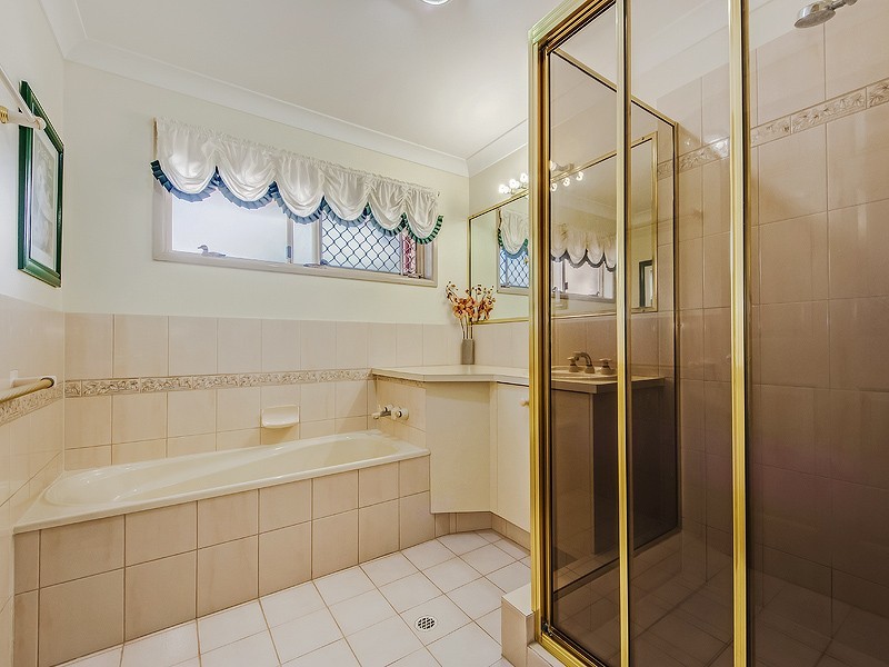 2 Karingal Avenue, Bilambil Heights NSW 2486