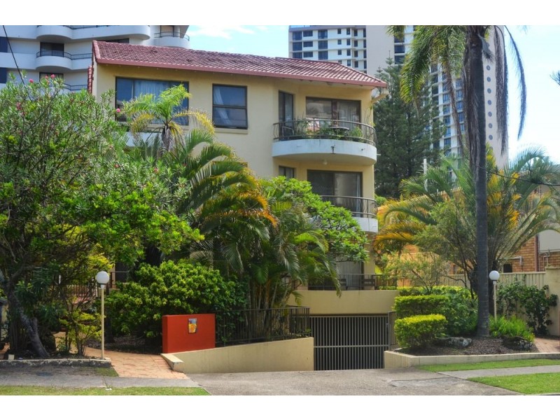 2 ‘Martinique’ 17 Frederick Street, Surfers Paradise QLD 4217