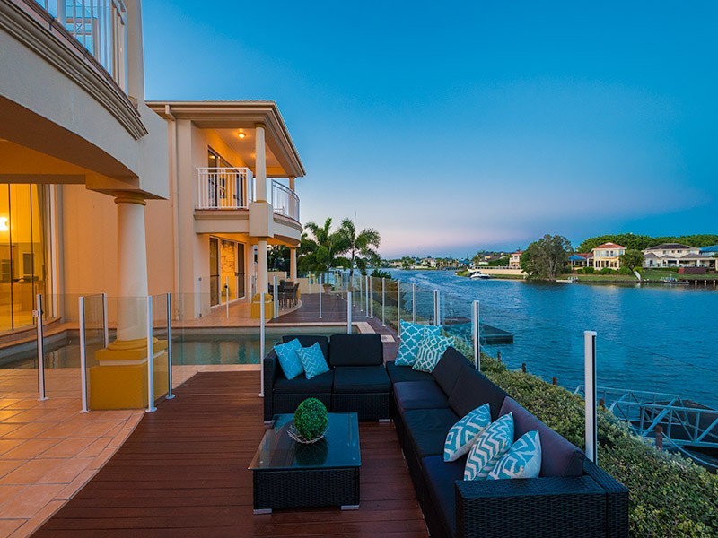 12 Clear Water Bay Ave, Clear Island Waters QLD 4226
