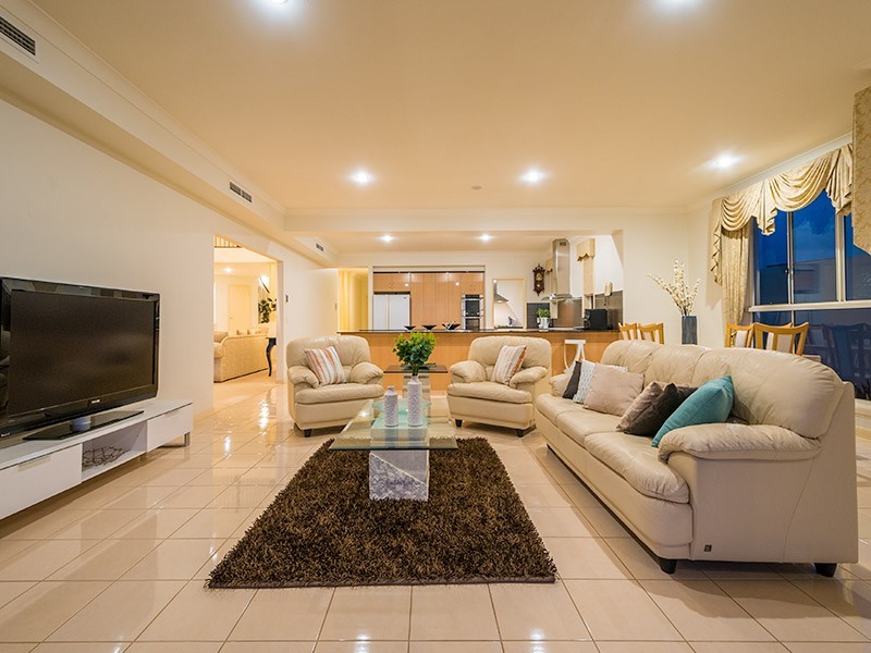 12 Clear Water Bay Ave, Clear Island Waters QLD 4226