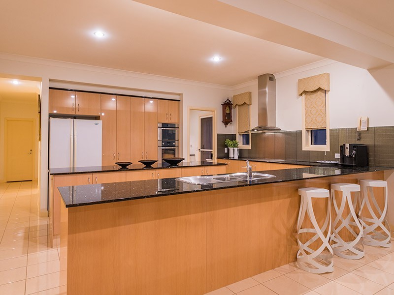 12 Clear Water Bay Ave, Clear Island Waters QLD 4226