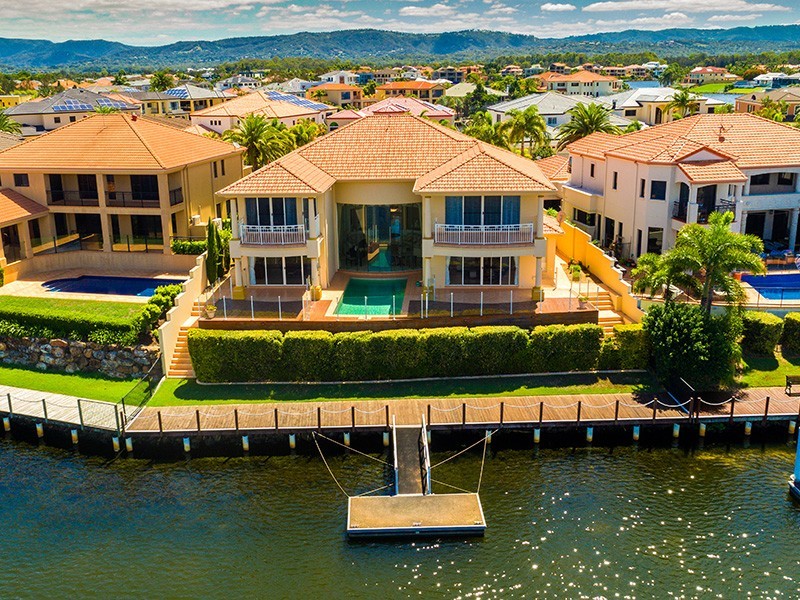 12 Clear Water Bay Ave, Clear Island Waters QLD 4226