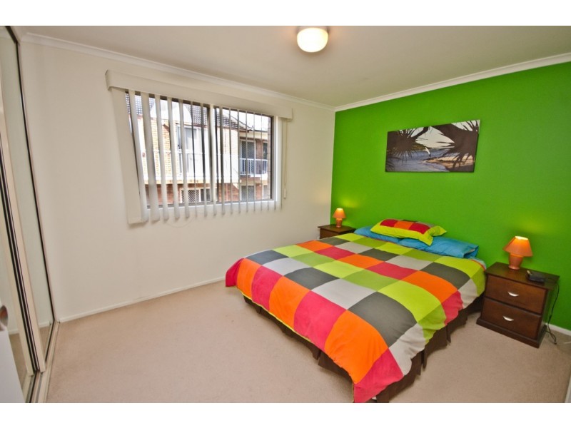 6 ‘Eton Lodge’ 10 Rolan Court, Palm Beach QLD 4221
