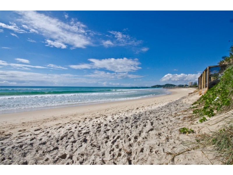 6 ‘Eton Lodge’ 10 Rolan Court, Palm Beach QLD 4221