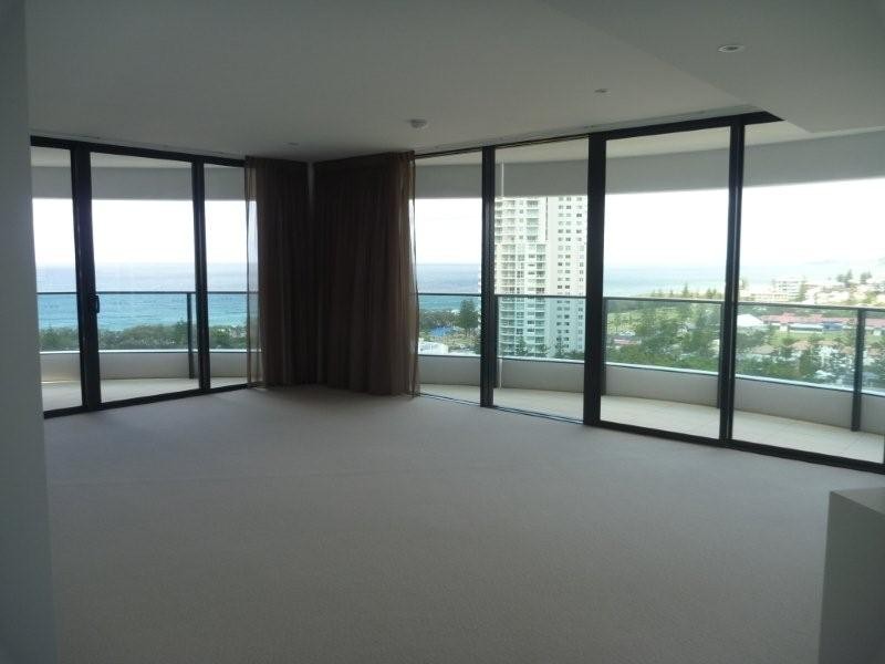 21407 ‘Oracle’ Elizabeth Ave, Broadbeach QLD 4218
