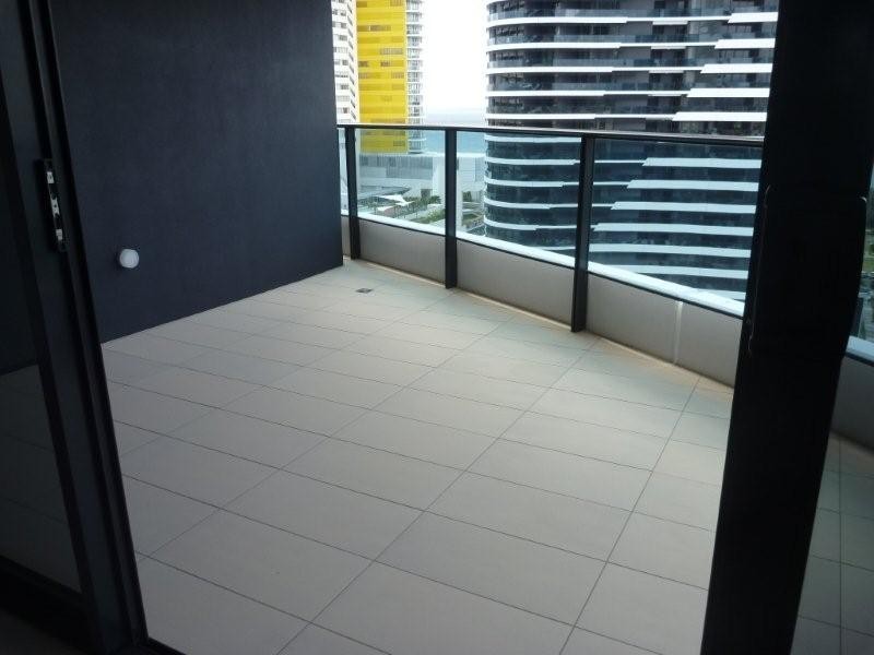 21407 ‘Oracle’ Elizabeth Ave, Broadbeach QLD 4218
