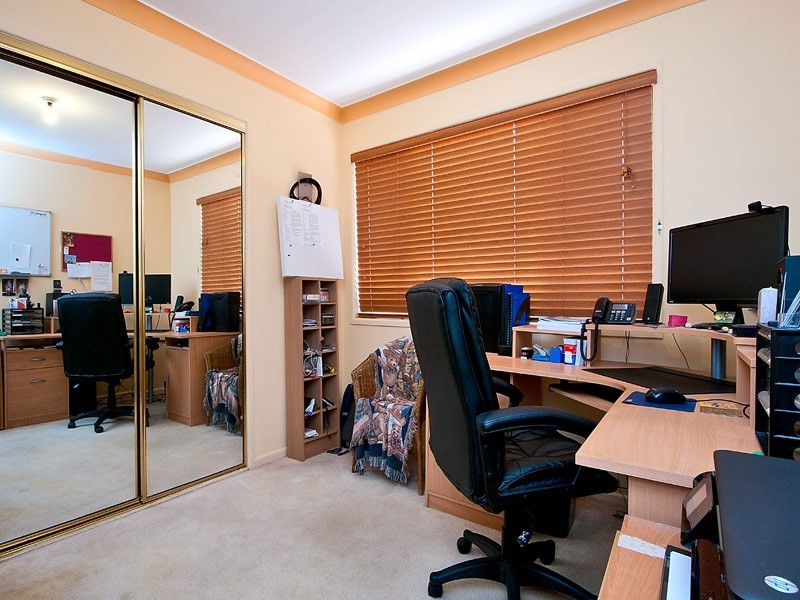 59 Volante Crescent, Mermaid Waters QLD 4218