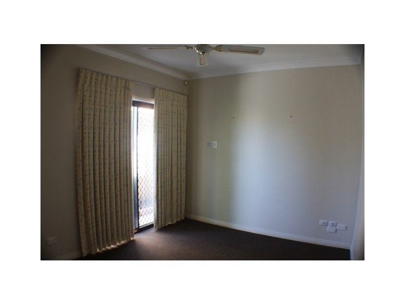 17 Cheval Court, Benowa Waters QLD 4217