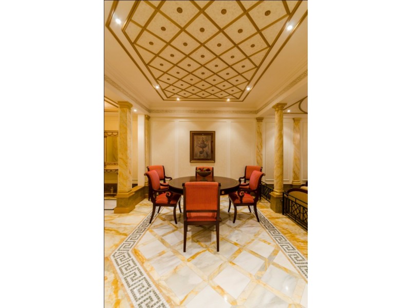 Condominium 60 Palazzo Versace, 94 Seaworld Drive, Main Beach QLD 4217