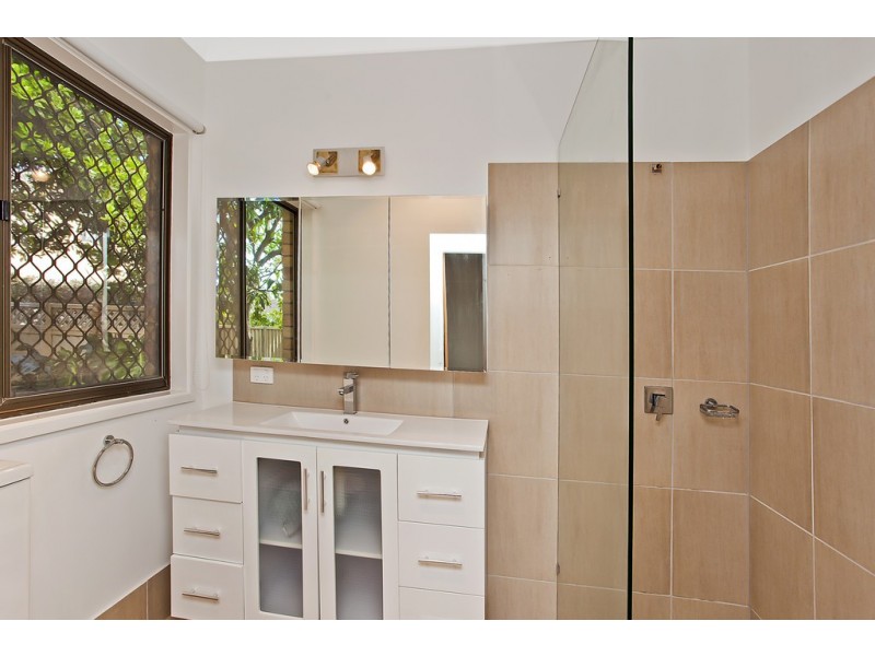 1/10 Craft Court, Miami QLD 4220