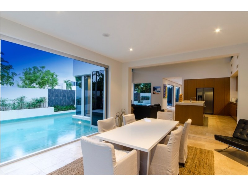 3 Marseille Estate, 17 Marseille Court, Sorrento QLD 4217