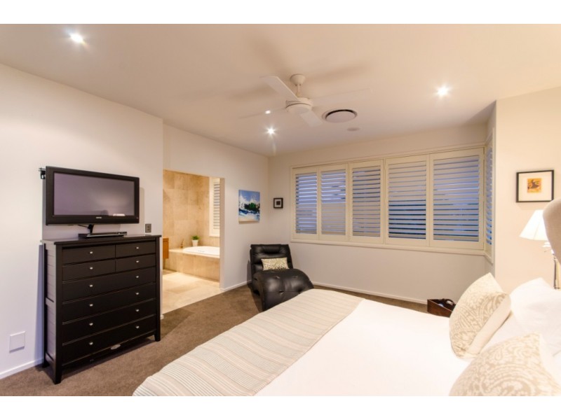 3 Marseille Estate, 17 Marseille Court, Sorrento QLD 4217