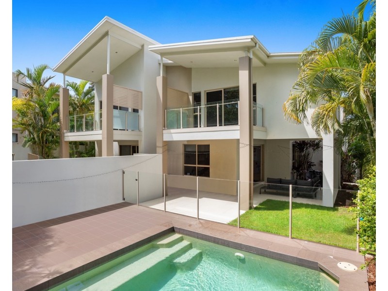 6008B The Boulevard, Benowa QLD 4217