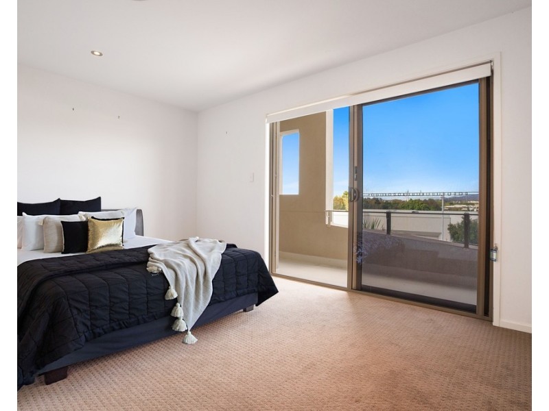 6008B The Boulevard, Benowa QLD 4217