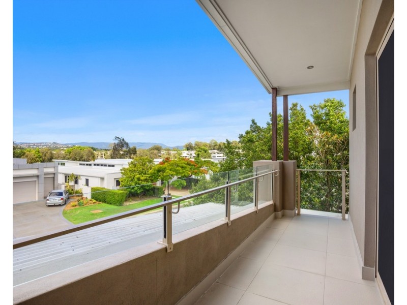 6008B The Boulevard, Benowa QLD 4217