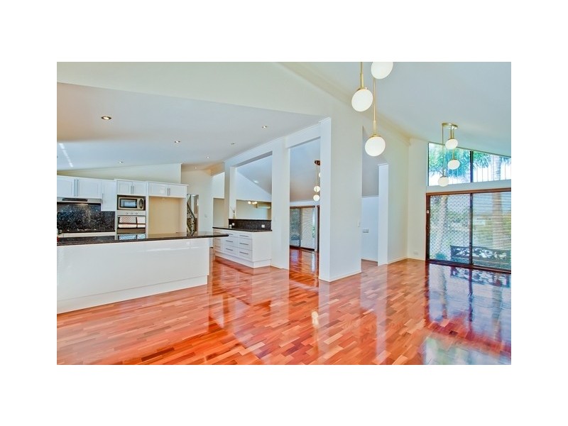 48 Blair Athol Cres, Sorrento QLD 4217