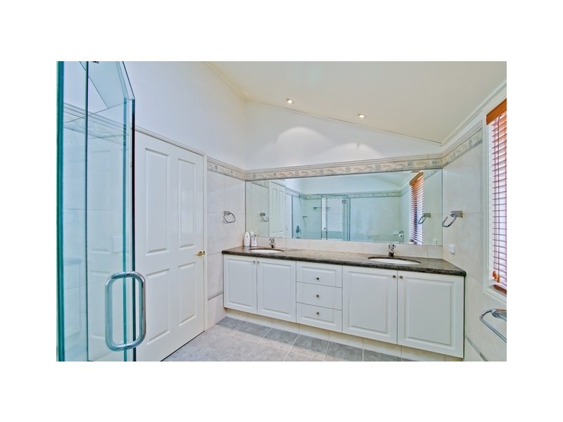 48 Blair Athol Cres, Sorrento QLD 4217