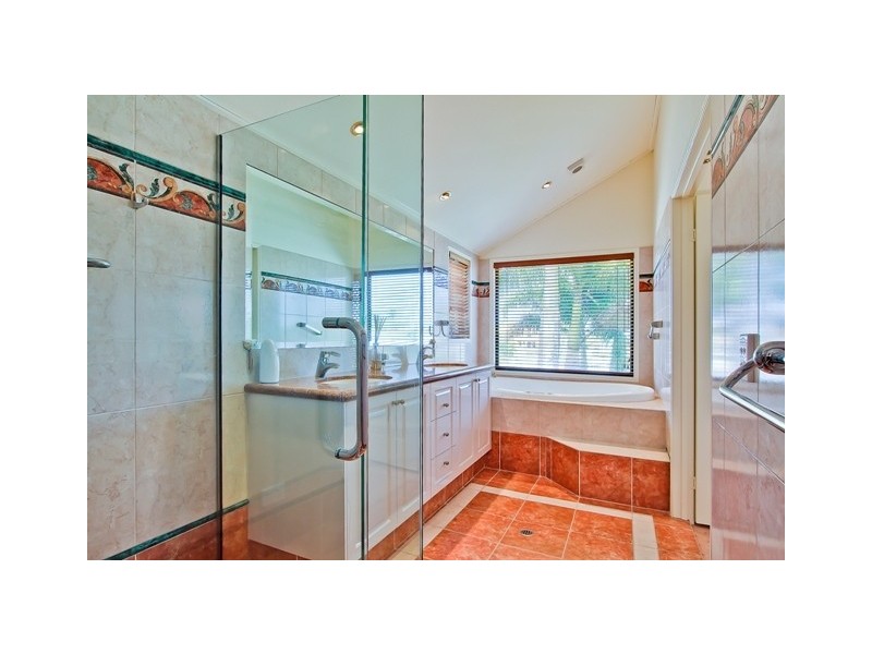 48 Blair Athol Cres, Sorrento QLD 4217