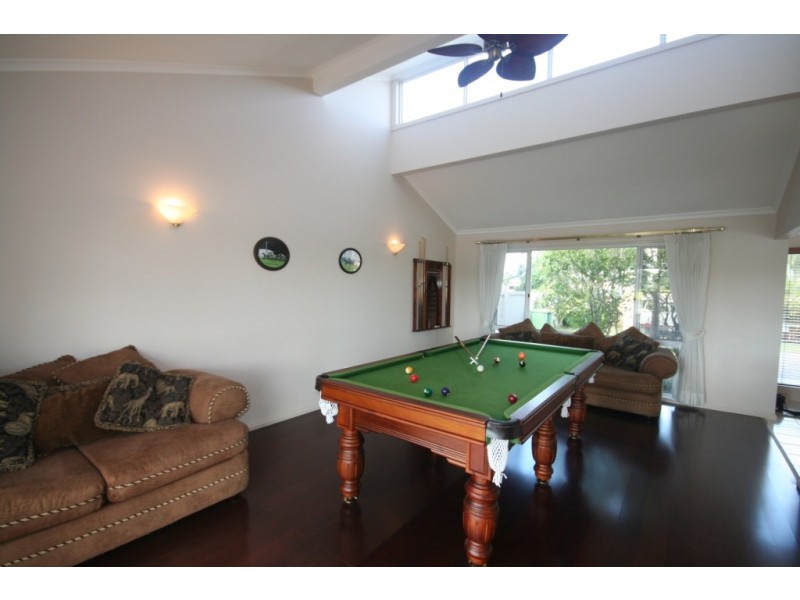 83 Cabana Boulevard, Benowa Waters QLD 4217