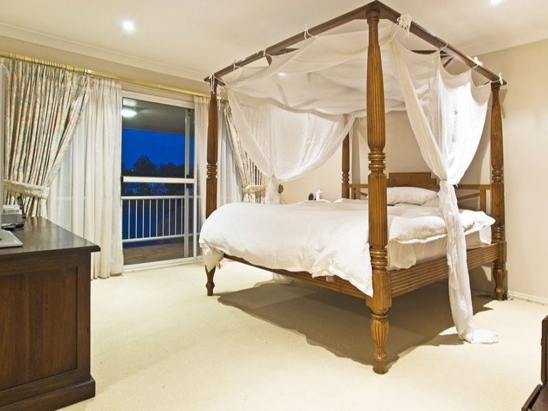 83 Cabana Boulevard, Benowa Waters QLD 4217