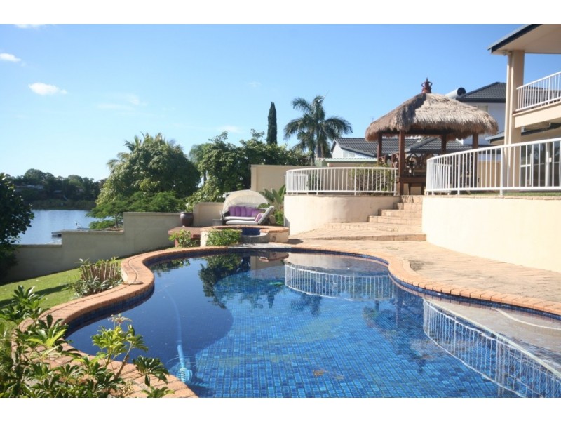 83 Cabana Boulevard, Benowa Waters QLD 4217